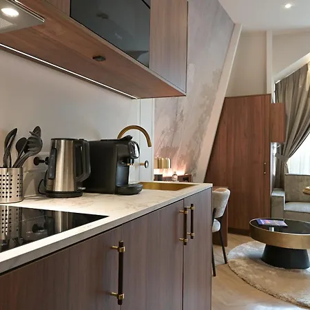 Novallure Downtown - Short Hotel
