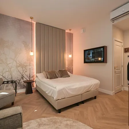 Hotel Novallure Downtown - Short The Hague