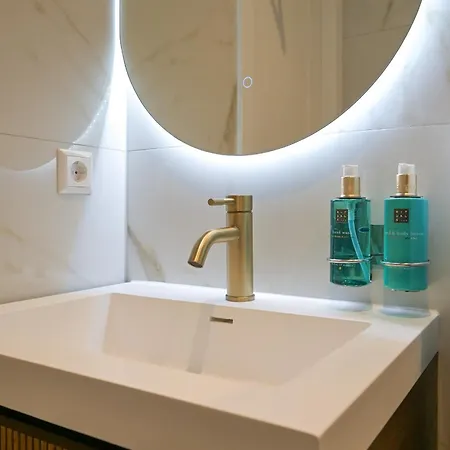 Novallure Downtown - Short The Hague