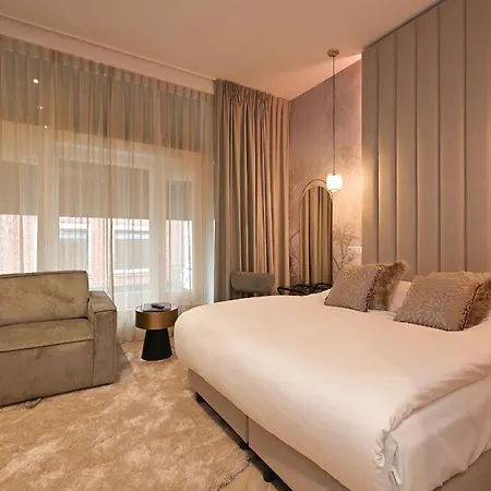 Novallure Downtown - Short Hotel