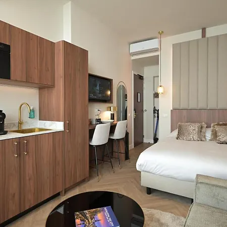 Novallure Downtown - Short Haag