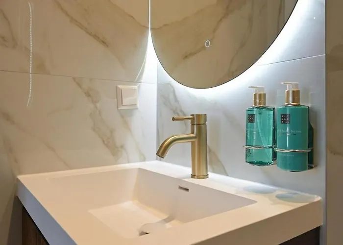 Novallure Downtown - Short Hotel 3*