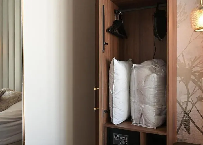 Novallure Downtown - Short Hotel 3*