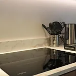 Novallure Downtown - Short 3* Haag