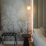 Novallure Downtown - Short