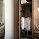 Novallure Downtown - Short Hotell 3*