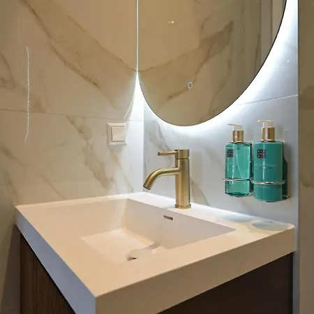 Novallure Downtown - Short Hotel 3*
