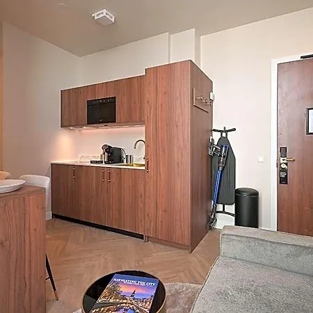 Novallure Downtown - Short Hotel