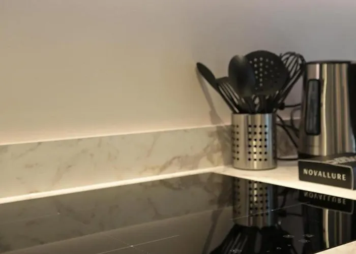 Novallure Downtown - Short 3* 海牙