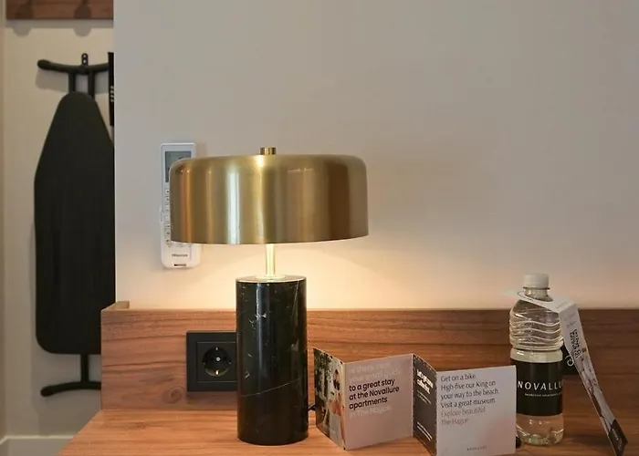 Novallure Downtown - Short Hotel La Haya