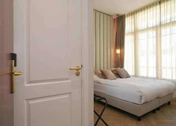 Novallure Downtown - Short Hotel Den Haag