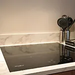 Novallure Downtown - Short Hotel