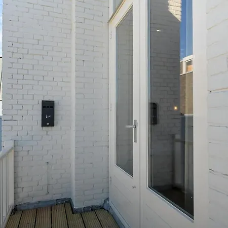 Novallure Downtown - Short 3* Haag